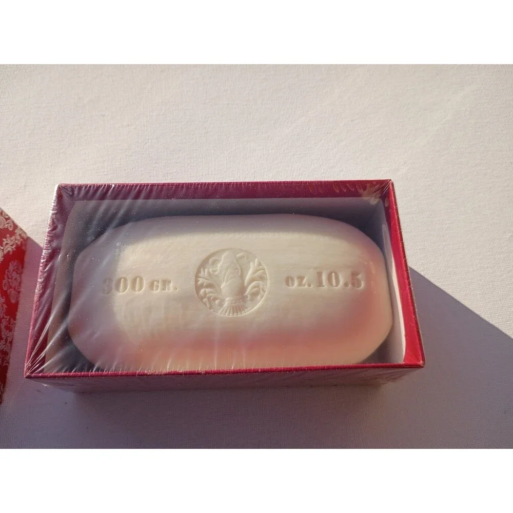 Winter Rose Rosa D'Inverno Tuscan Extra Fine Bath Soap 300g / 10.5 oz Made in